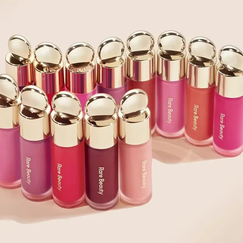 Seamless Matte & Dewy Finishes • Lightweight • Plumping Soft‑Focus Color